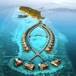 Maldives: ARTIFICIAL ISLANDS THAT DESTROY CORAL RECIVERS