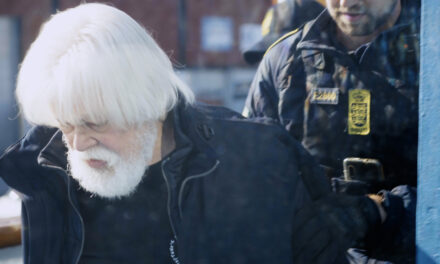 LE CAPITAINE PAUL WATSON ARRÊTÉ AU GROENLAND