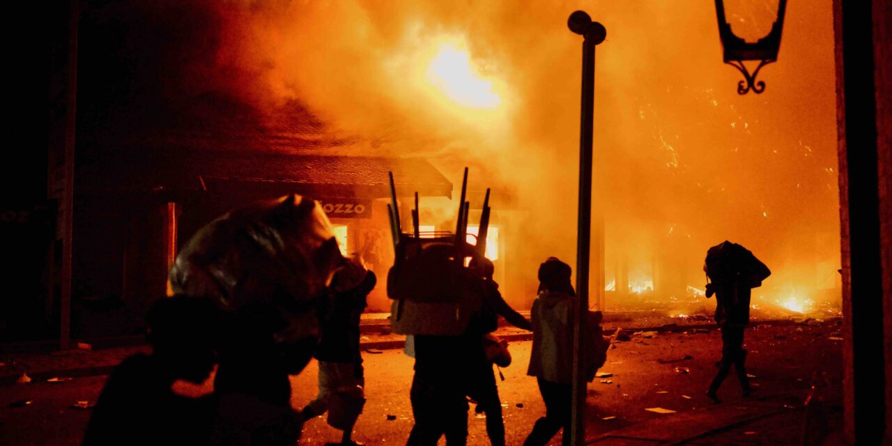 L’Ile Rouge à feu et à sang !
